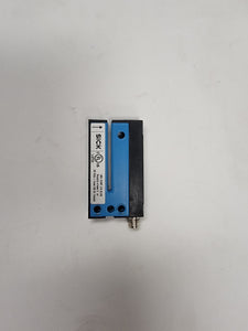 USED-SICK Fork Sensor, PNP/NPN, IR, 2mm Slot Width, 40mm Depth, 4-Pin M8 Connector, Manual